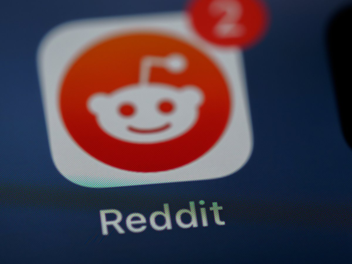 Sites Like Reddit: 15 Best Alternatives To Reddit (2023)