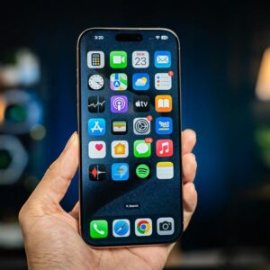 iOS 18.0.1 fixes iPhone touch screen problems and performance issues